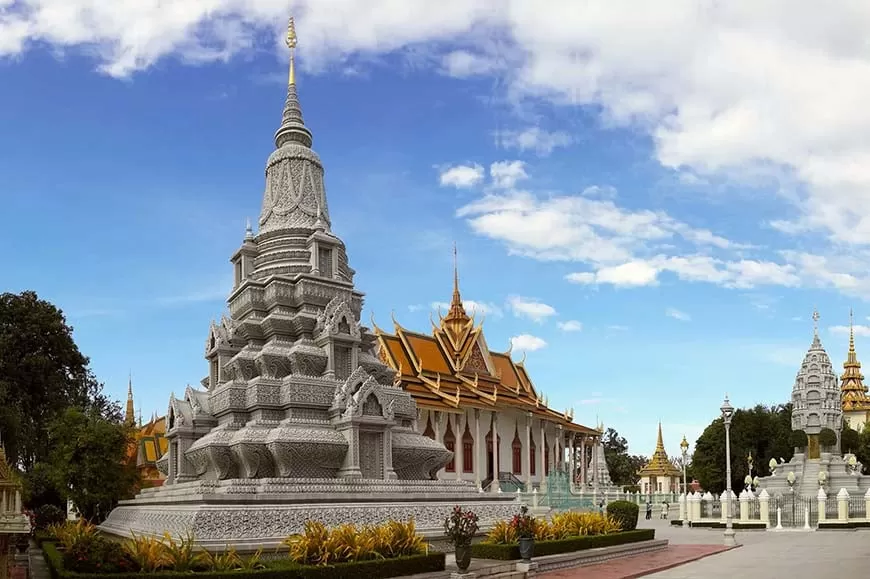 3-DAY JOURNEY INTO THE HEART OF KHMER MAJESTY SIEM REAP AND ANGKOR AWAITS
