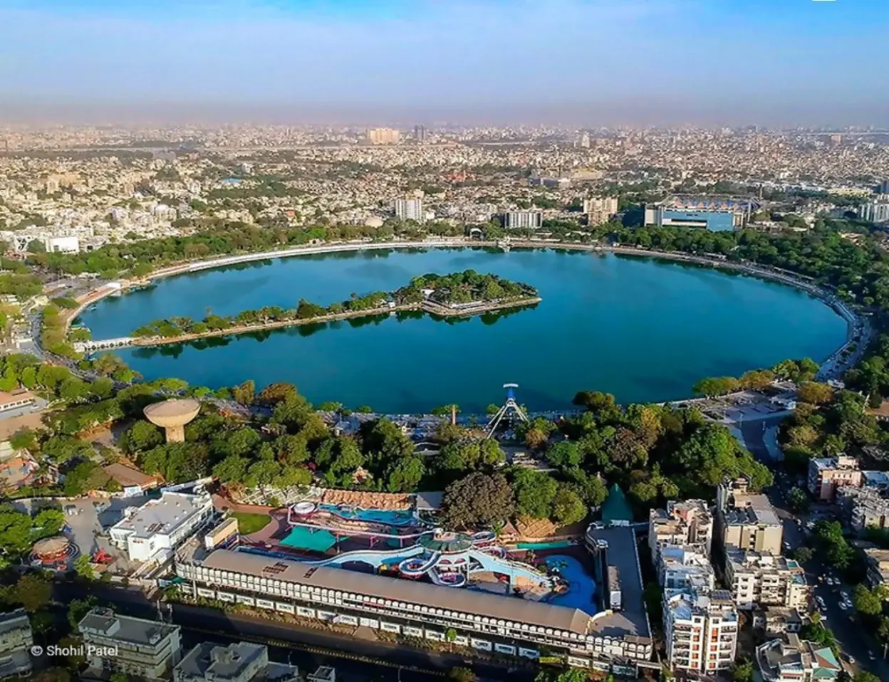 EXPLORE GUJARAT IN 10 DAYS — GRAND HERITAGE & SPIRITUAL TOUR