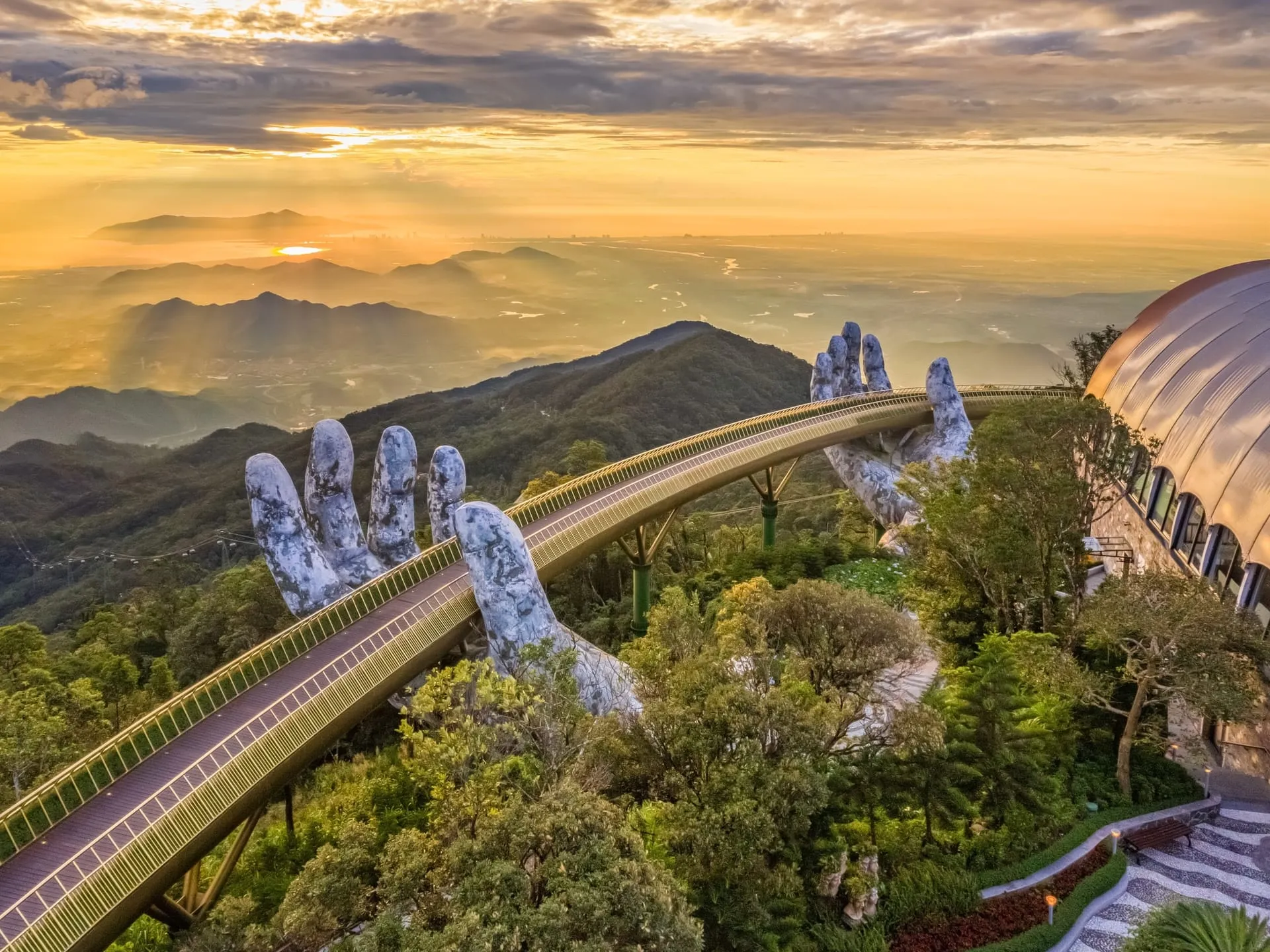 8 DAYS VIETNAM VISTA: FROM MOUNTAINS TO MEKONG