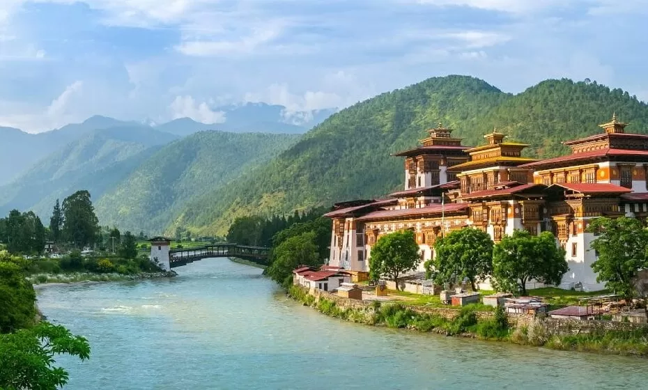 BHUTAN 07 DAYS HAPPINESS TOUR – WHERE INDIAN HEARTS FIND HIMALAYAN JOY