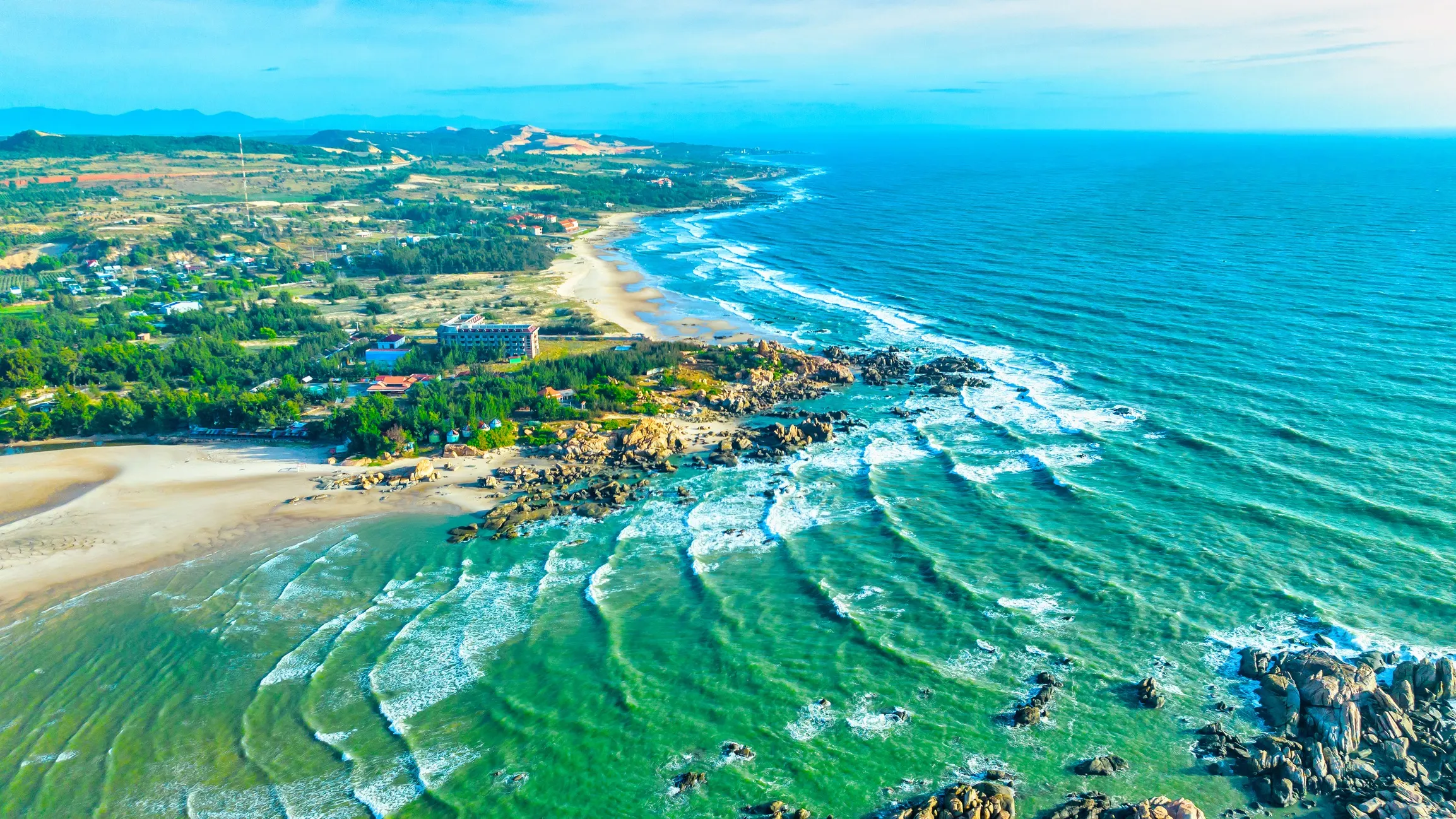 15 DAYS VIETNAM HORIZONS: FROM COASTAL BLISS TO ISLAND ESCAPE