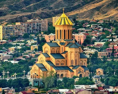 A 6-DAY GEORGIA GETAWAY: CULTURE, MOUNTAINS AND MEMORIES