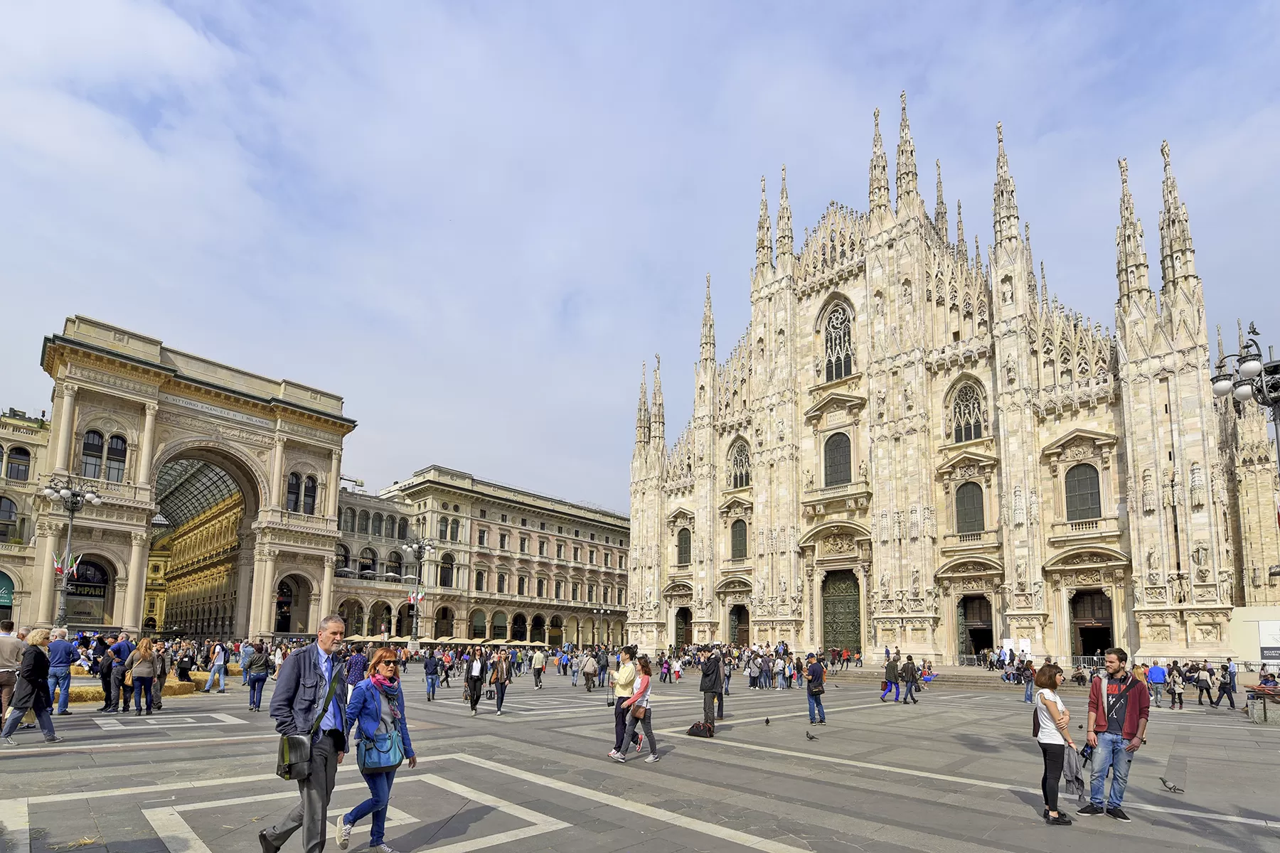 8 DAYS EUROPEAN DREAMS UNFOLD
