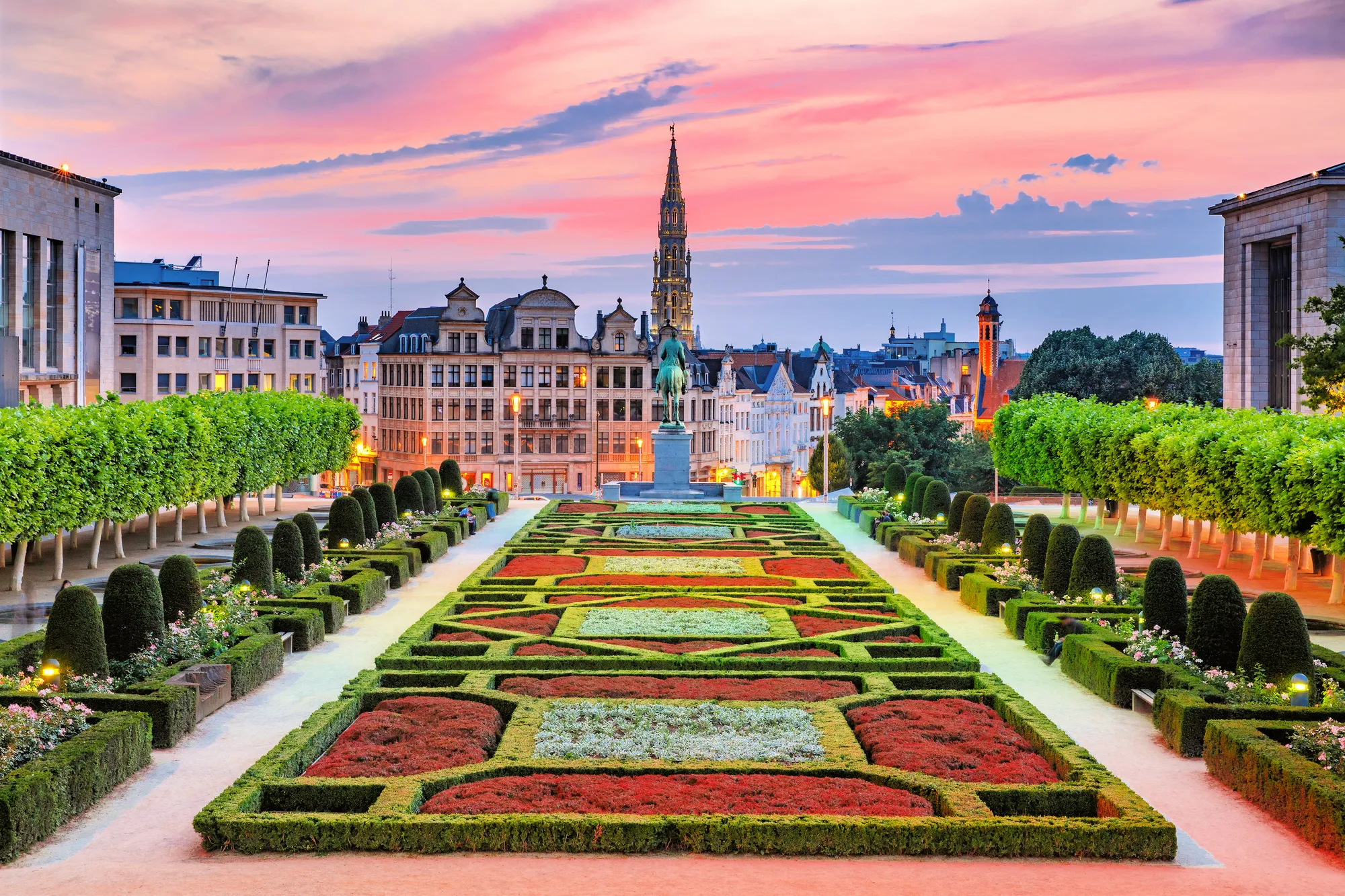 6 DAYS OF PURE DISCOVERY — ONE TRIP — THREE NATIONS