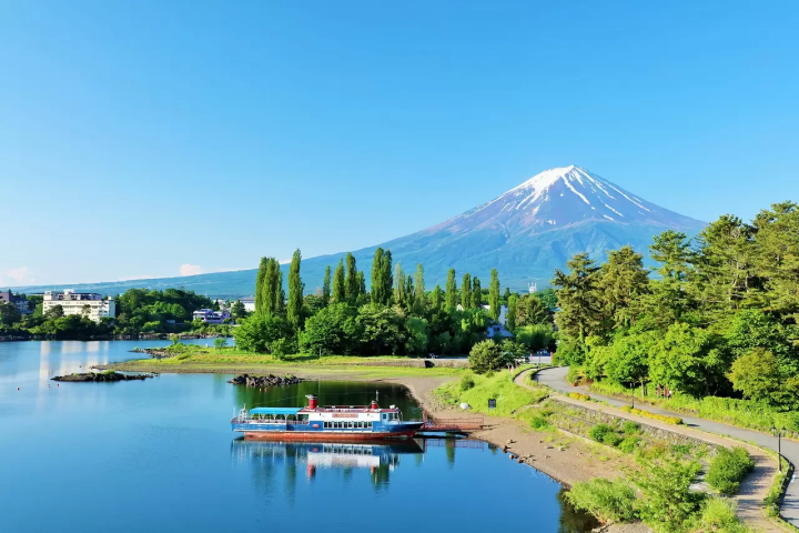 8 DAYS JAPAN DISCOVERY JOURNEY: TOKYO — HOKKAIDO — CULTURAL IMMERSION