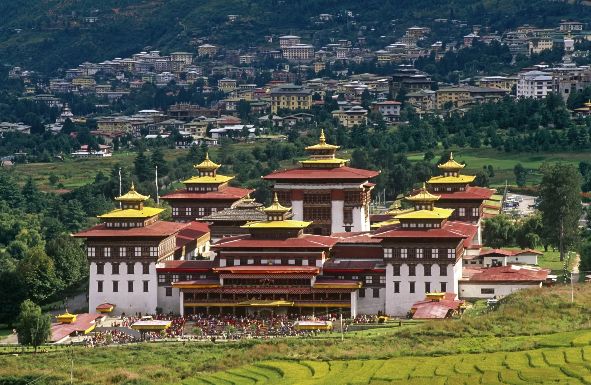 BHUTAN IN 7-DAY HAPPINESS TOUR — WHERE INDIAN HEARTS FIND HIMALAYAN JOY