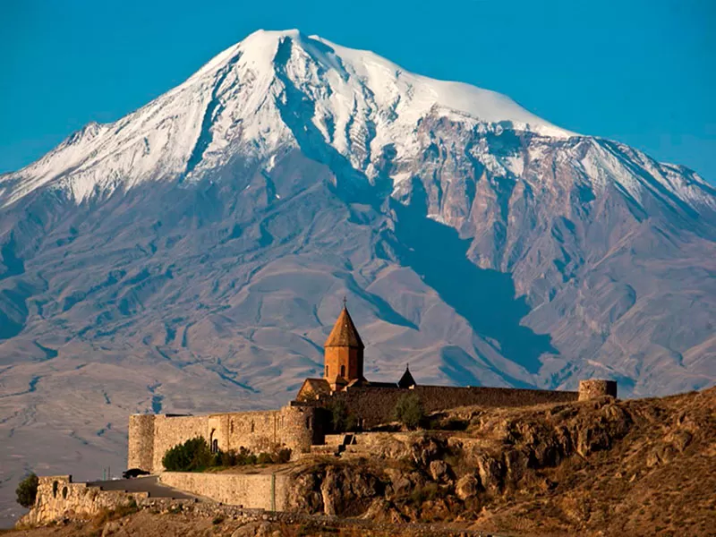 EXPLORE ARMENIA
