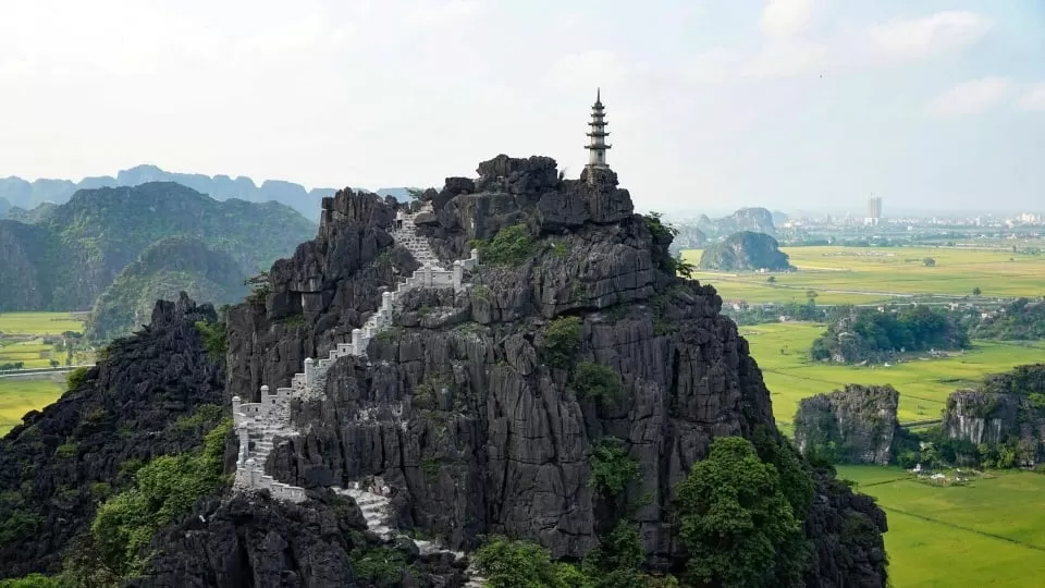 14 DAYS VIETNAM CLASSIC TOUR