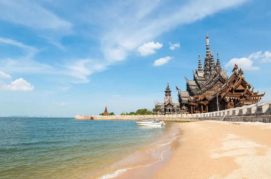 05 DAYS LOVE, LIGHTS & THAI NIGHTS – CELEBRATE TOGETHER IN THAILAND