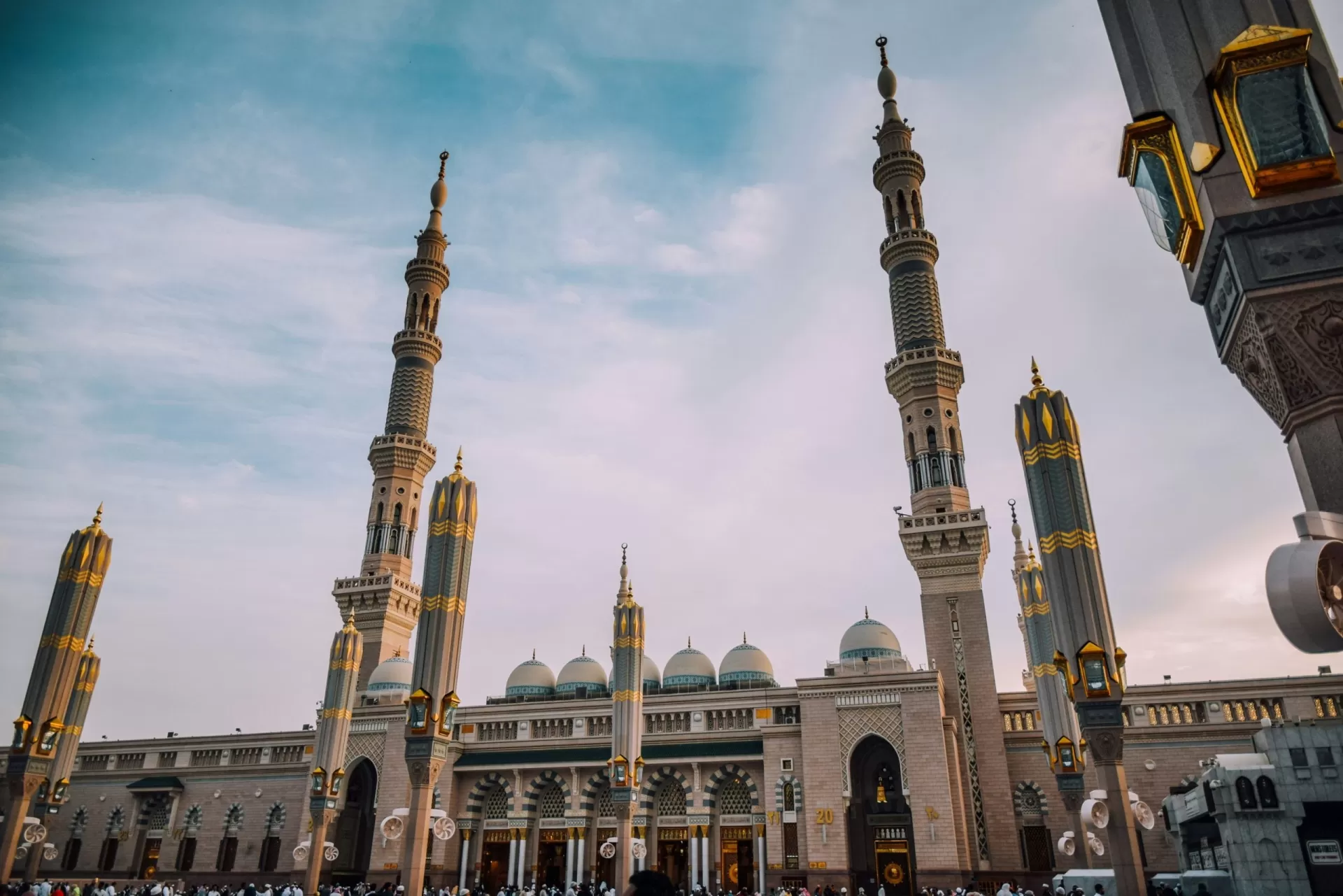 DISCOVER SAUDI ARABIA