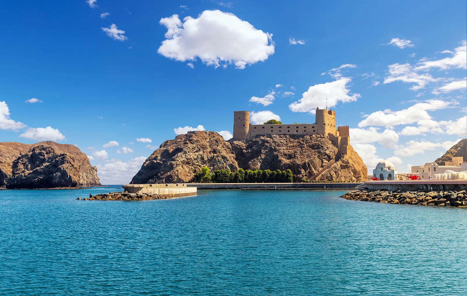 LUXURY OMAN
